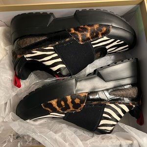 MICHAEL KORS Cosmo Animal Print Calf hair Trainer. Size 7.5